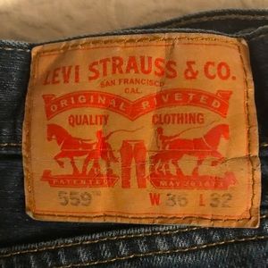 Levi jeans 559. 36x32.